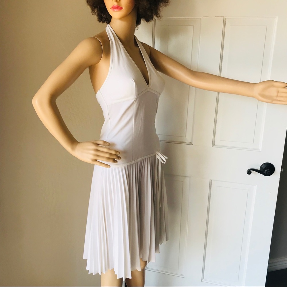 Pleated skirt dress worn open back size XS